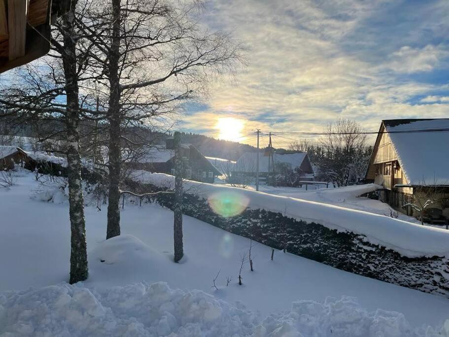 Nuit Insolite - La Cabane Du Haut-Doubs Les Gras Zewnętrze zdjęcie